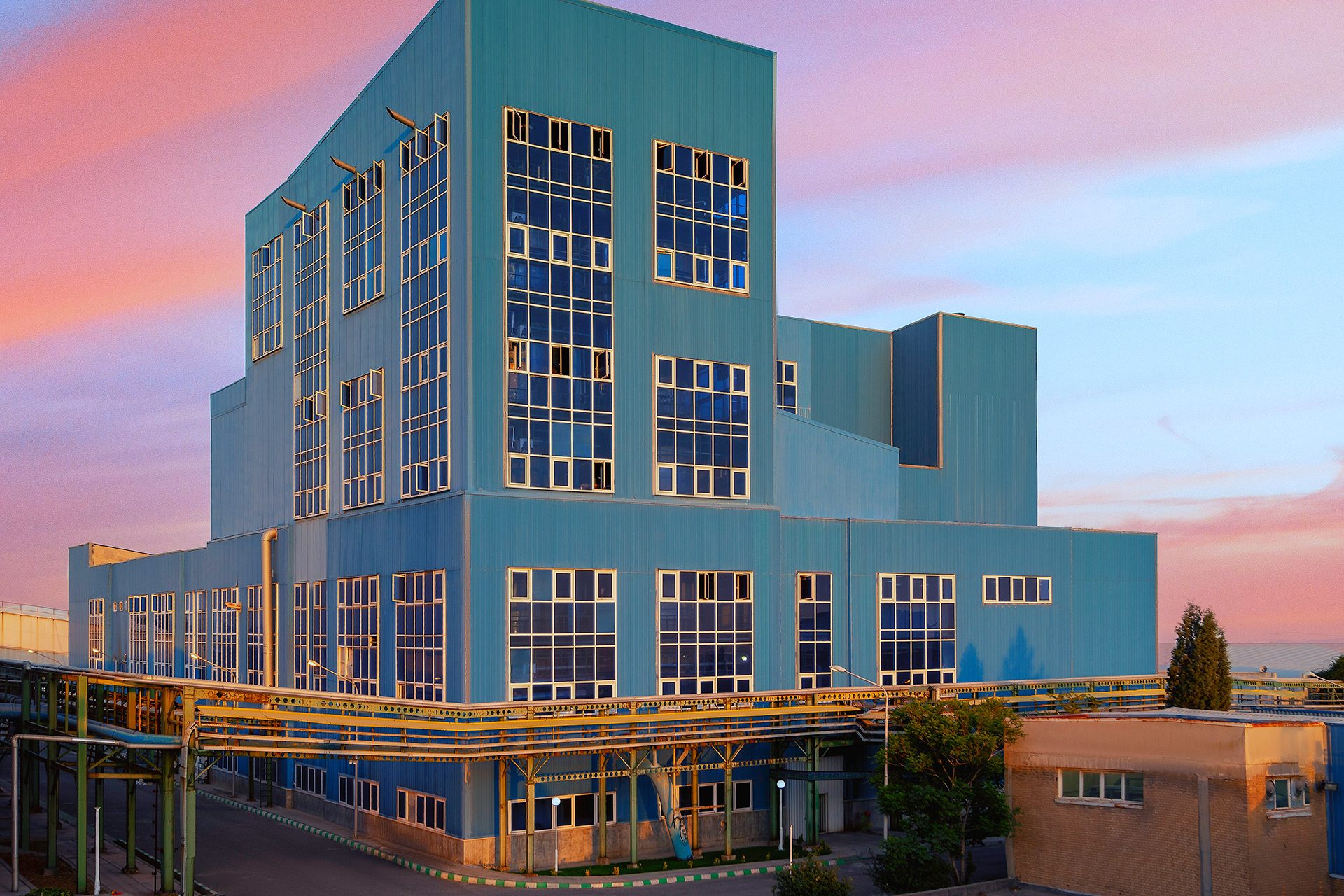 شرکت فرآورده های شیمیایی تامین باختر