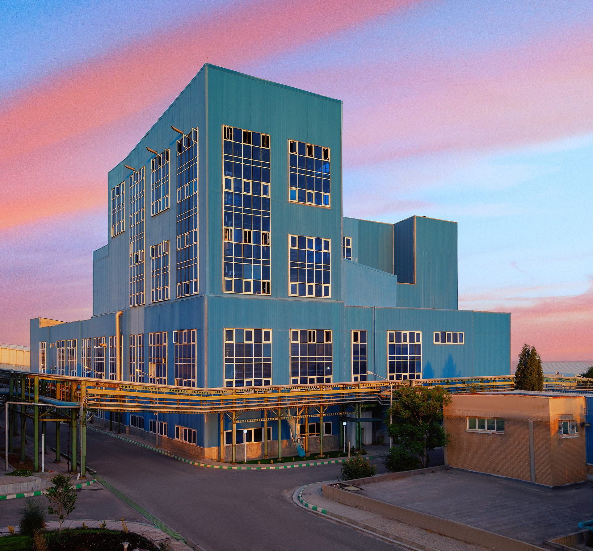 شرکت فرآورده های شیمیایی تامین باختر